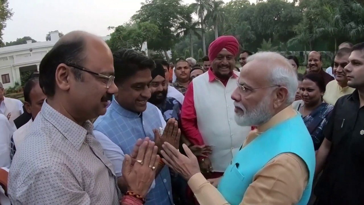 Members of unauthorised colonies and RWA office bearers of Delhi laud Modi government.