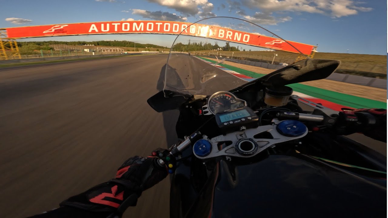 GoPro 4K POV | BRNO Circuit 2025 | CBR1000RR 2008 | 2:10 laptime | DAFIT