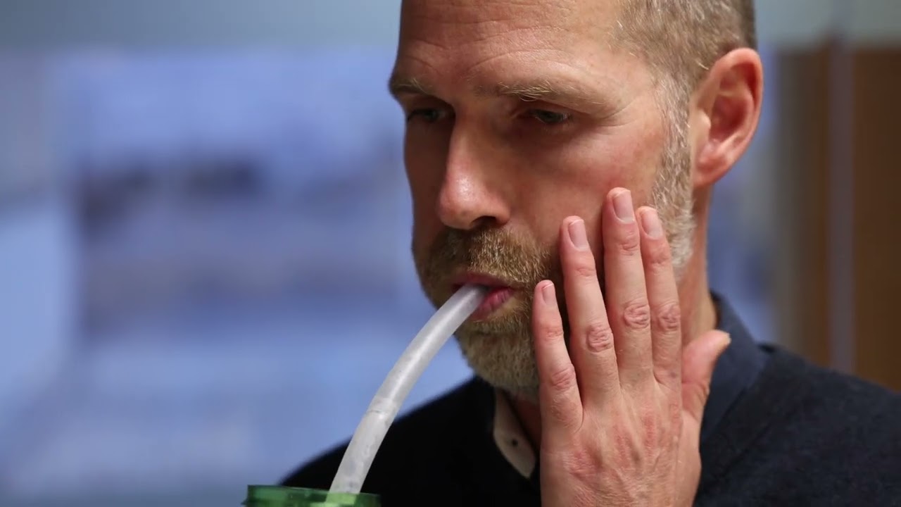 Slik varmer Knut Vegard opp stemmen for å klare en dag i klasserommet