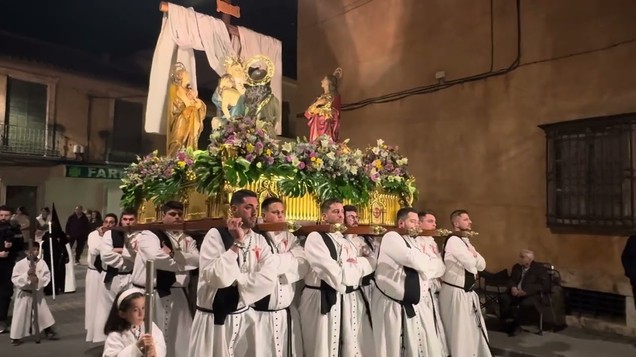 Ntra. Sra. de La Piedad. Viernes Santo 2025. Campo de Criptana. C/ Virgen de Criptana y Plaza Mayor.