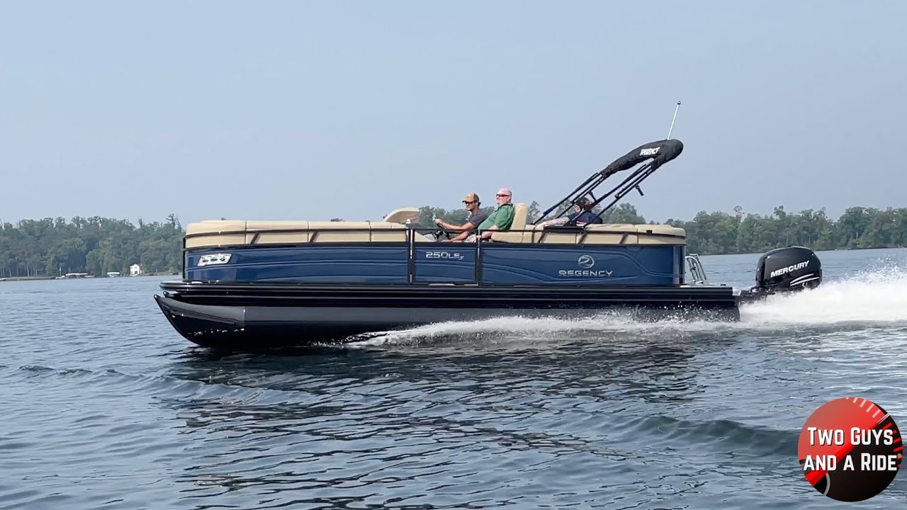 2023 Regency 250 LE3 Tritoon