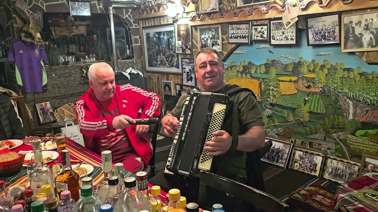 Жълта дюля,бело грозде
