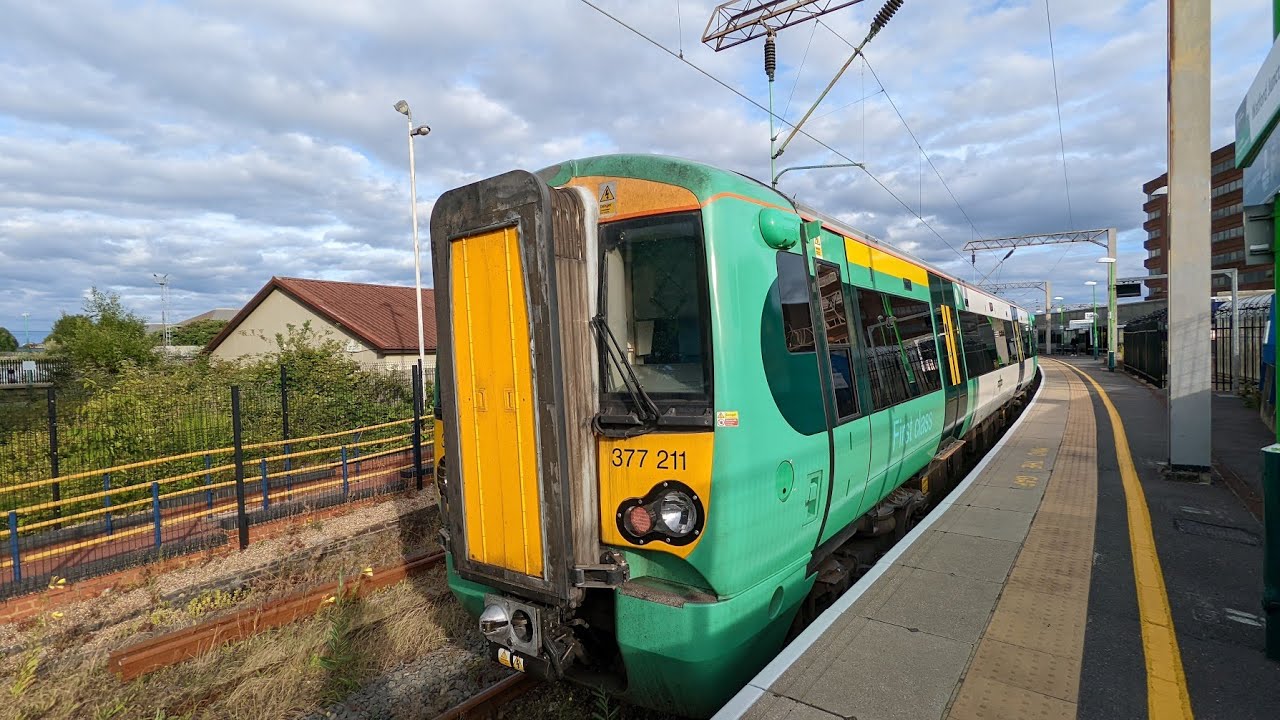 Southern full journey Watford Junction to Clapham Junction 06/07/2022