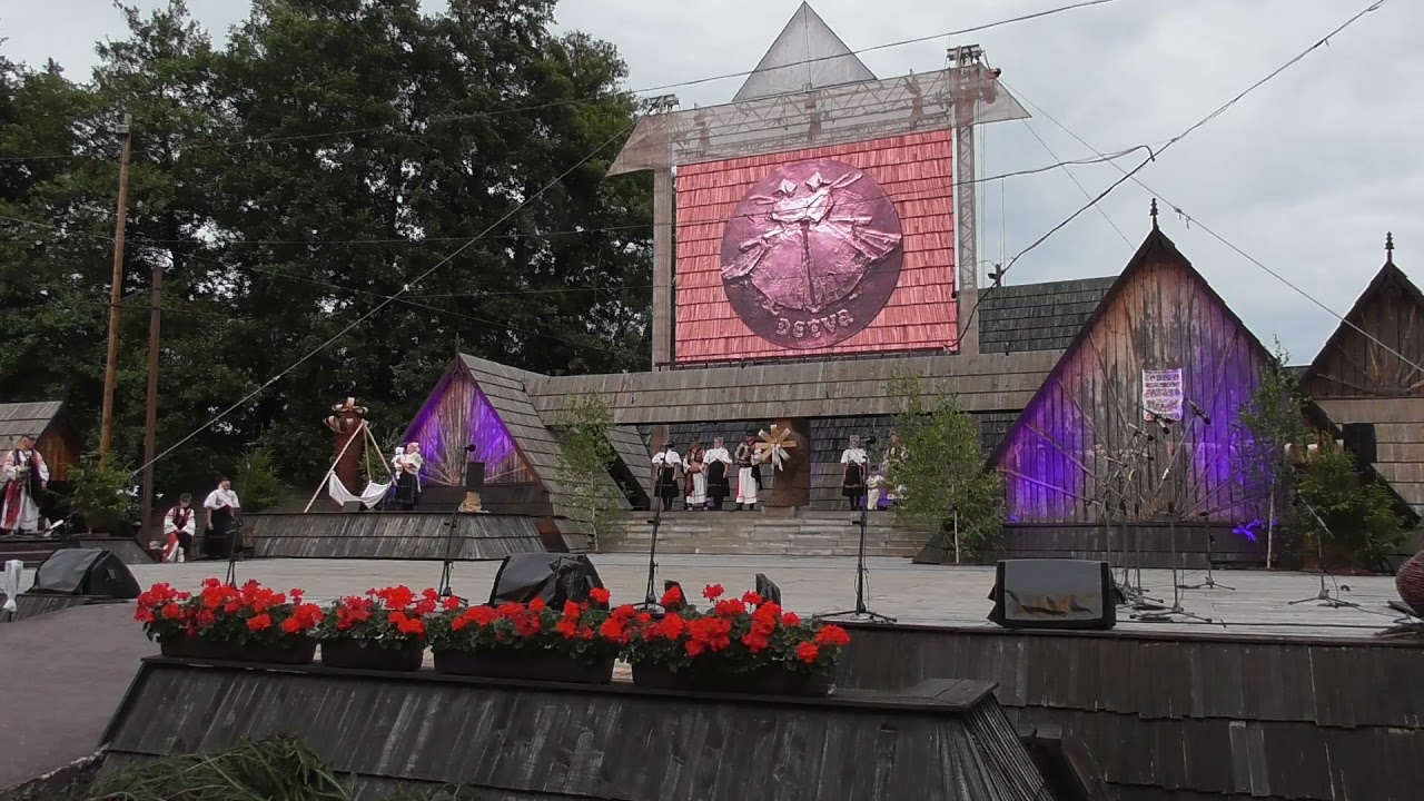 54. Folklórne slávnosti pod Poľanou v Detve 12.7.19 - PODPOLIANSKA PIESEŇ RODINY - 1. program