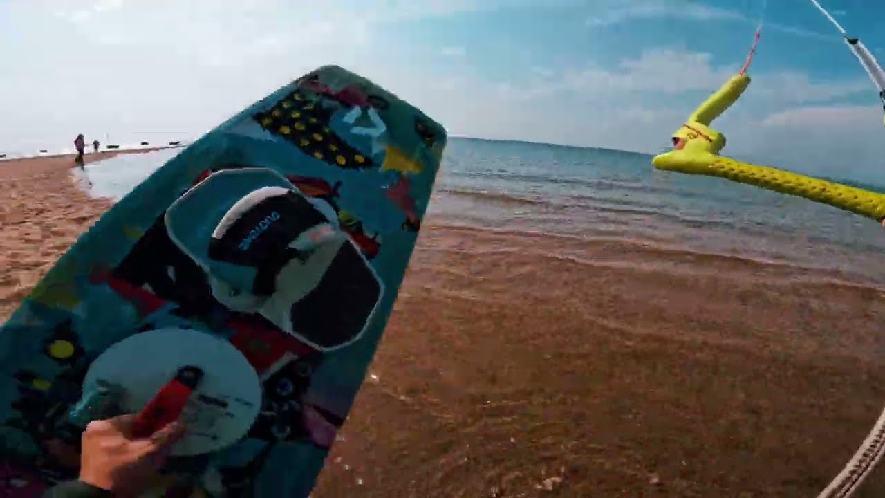 POV: lightwind kiteboarding duotone juice Dlab