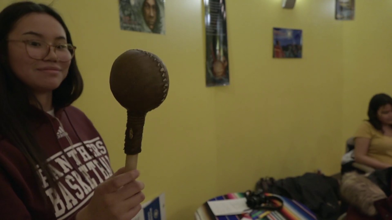 Rattle Making, Kihew Asiniy