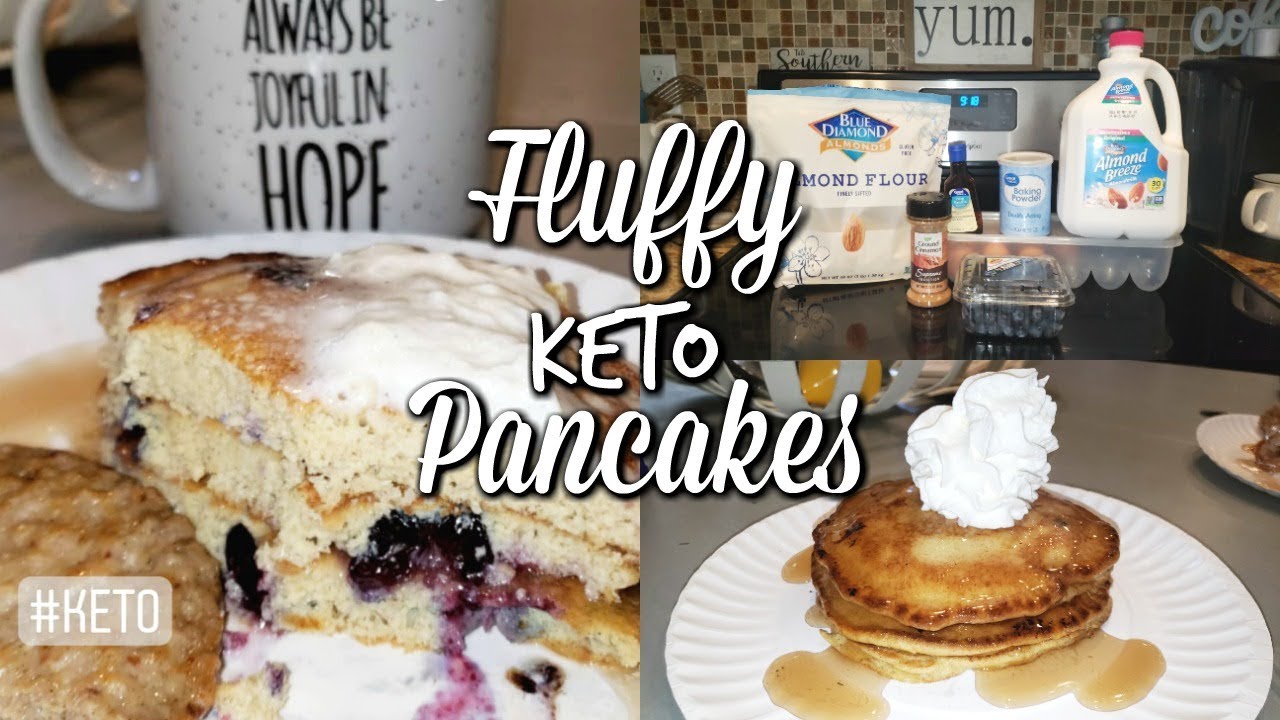 FLUFFY KETO PANCAKES