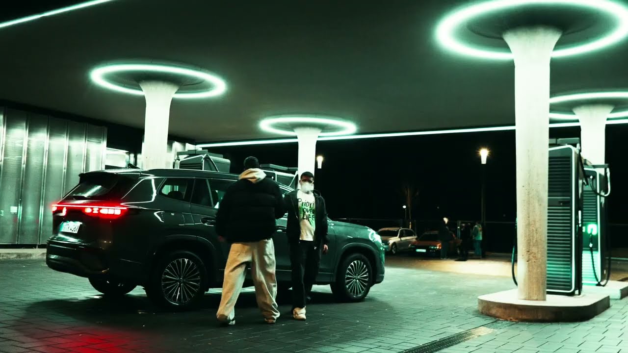 young slatty - SW4G FREESTYLE (Official Video)