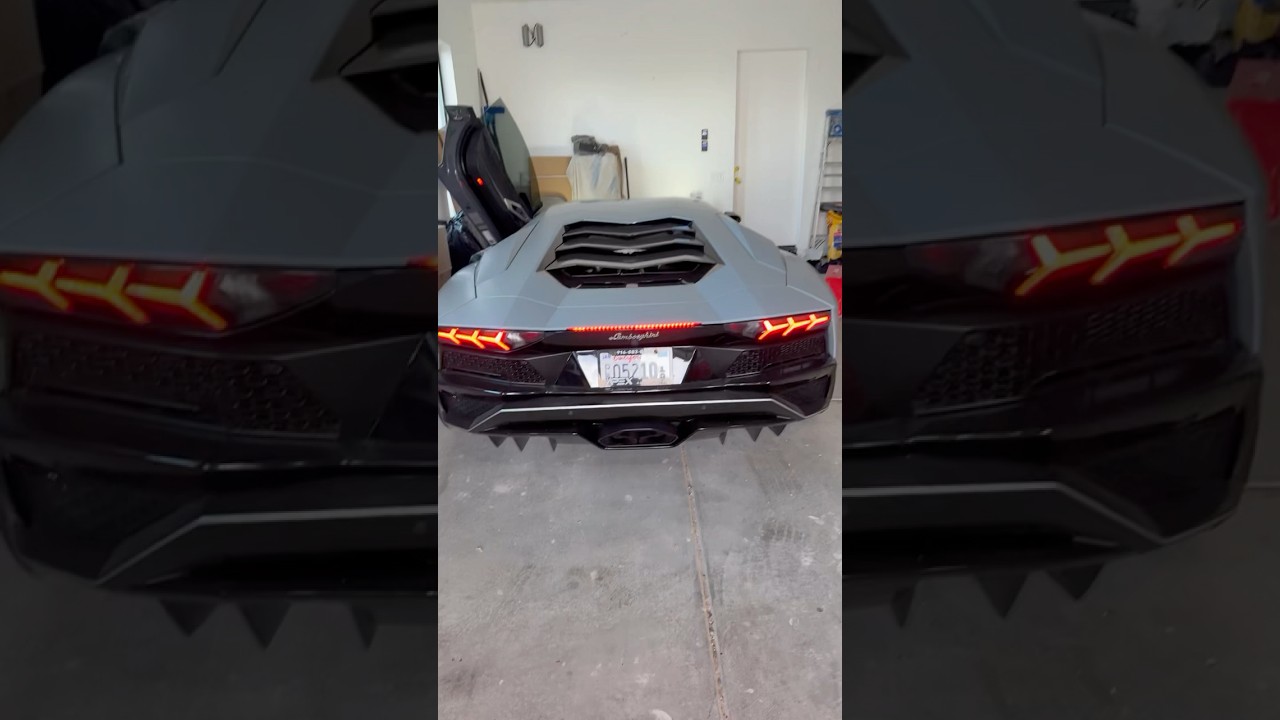 Lamborghini Aventador S cold start song 🎶