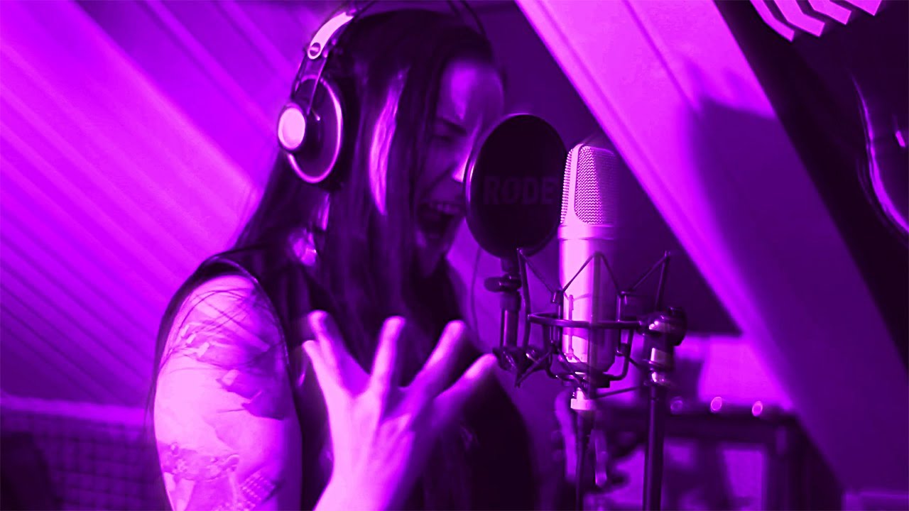 Crimson Day - Holding Out for a Hero (Bonnie Tyler cover)