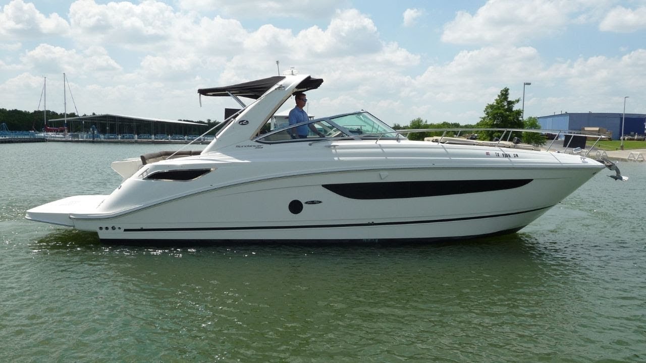2015 Sea Ray 350 Sundancer at MarineMax Dallas Yacht Center