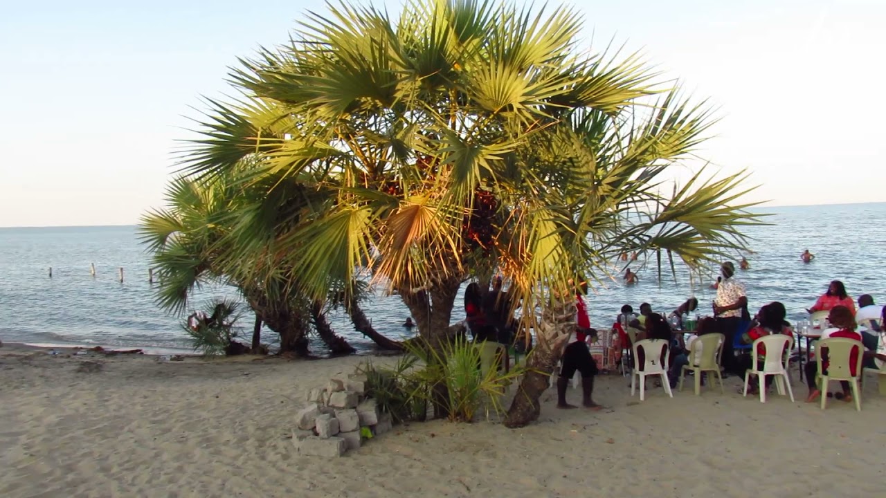 Eliye Springs, Lake Turkana vs Indian Ocean Beach, Kenya.
