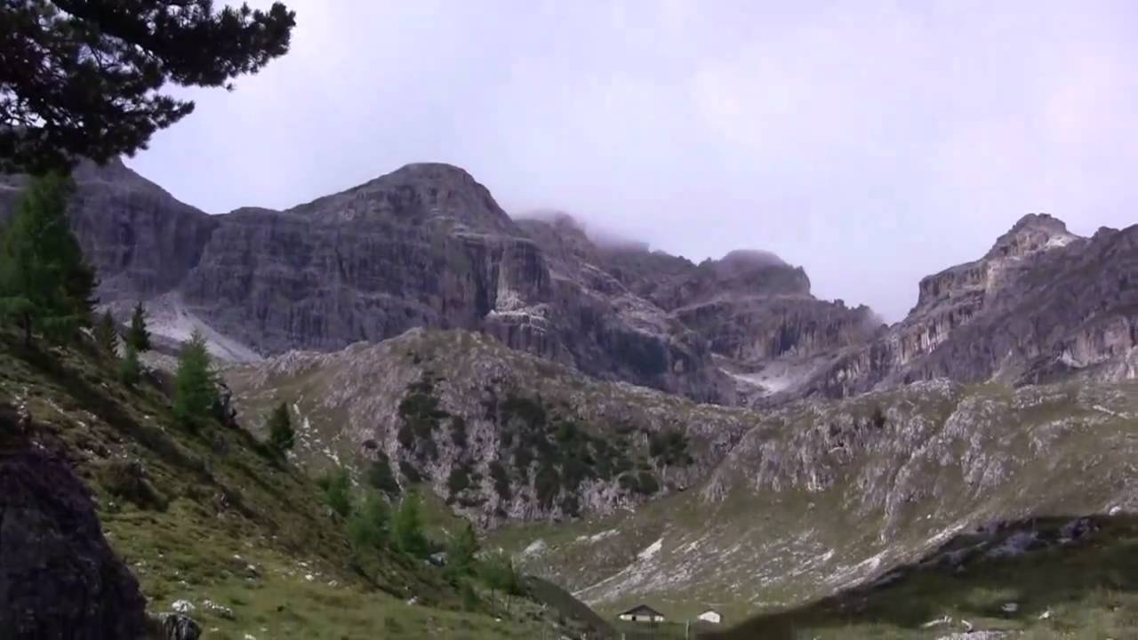 Da Longiarù al Rifugio Puez