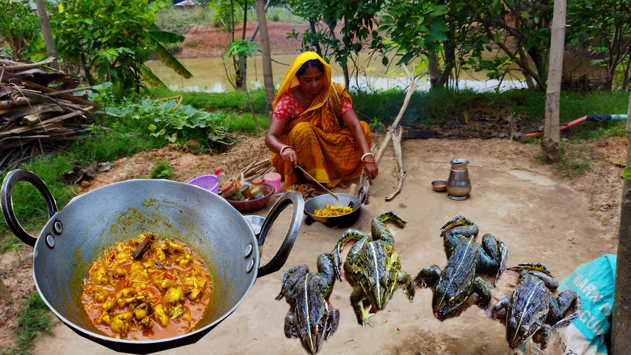 Traditional Style Frog Cooking and Eating in village || Frog Cooking Recipe In Village