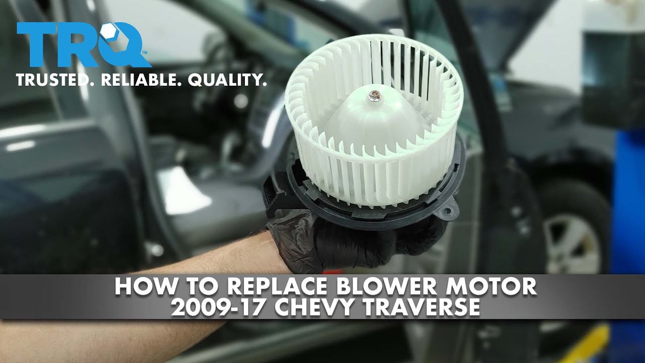 Как заменить электродвигатель вентилятора на Chevrolet Traverse 2009–17 годов