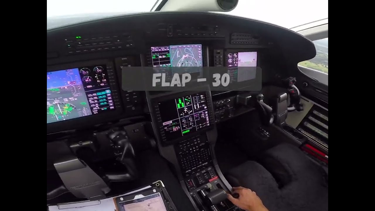 Cockpit view Approach and Landing in Fairoaks, UK (EGTF)