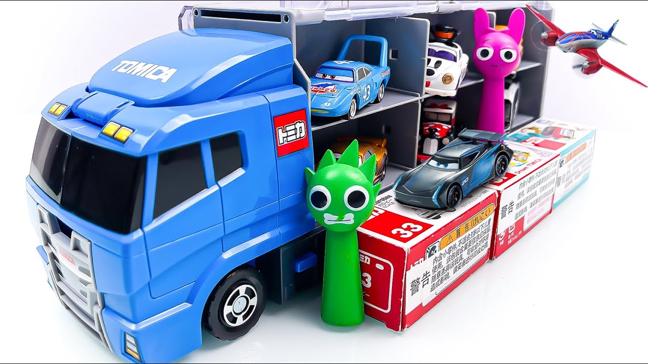 トミカ☆世界の高級な車のミニカーを開封してコンボイへ収納！ホンダ スプランキもある☆Tomica 