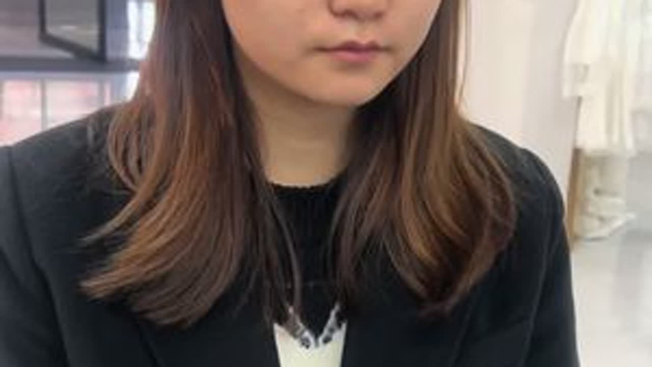 新娘纠结了😝你们觉得哪个妆造更适合她的婚礼仪式#每个女孩的婚纱梦 #好不好看你们说了算 #真实客照 #化妆分享 #只要你来我就让你变美