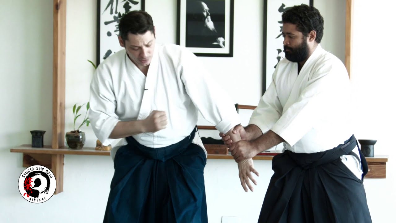 Morote dori Kokyuho Omote