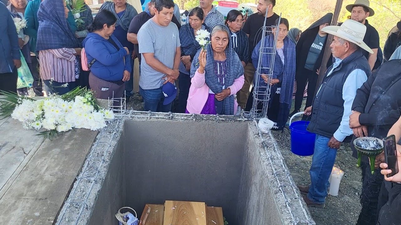 El ultimo Adios del Tio Ricardo Lopez Ramos San Juan Mixtepec Juxtlahuaca Oaxaca Mexico
