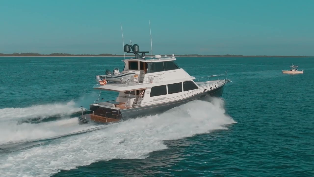 Grand Banks 60 Sky Lounge Walk through