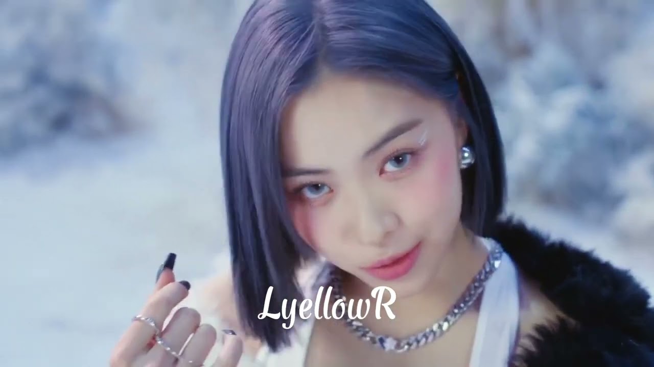 [REVERSED] “Cheshire” @ITZY