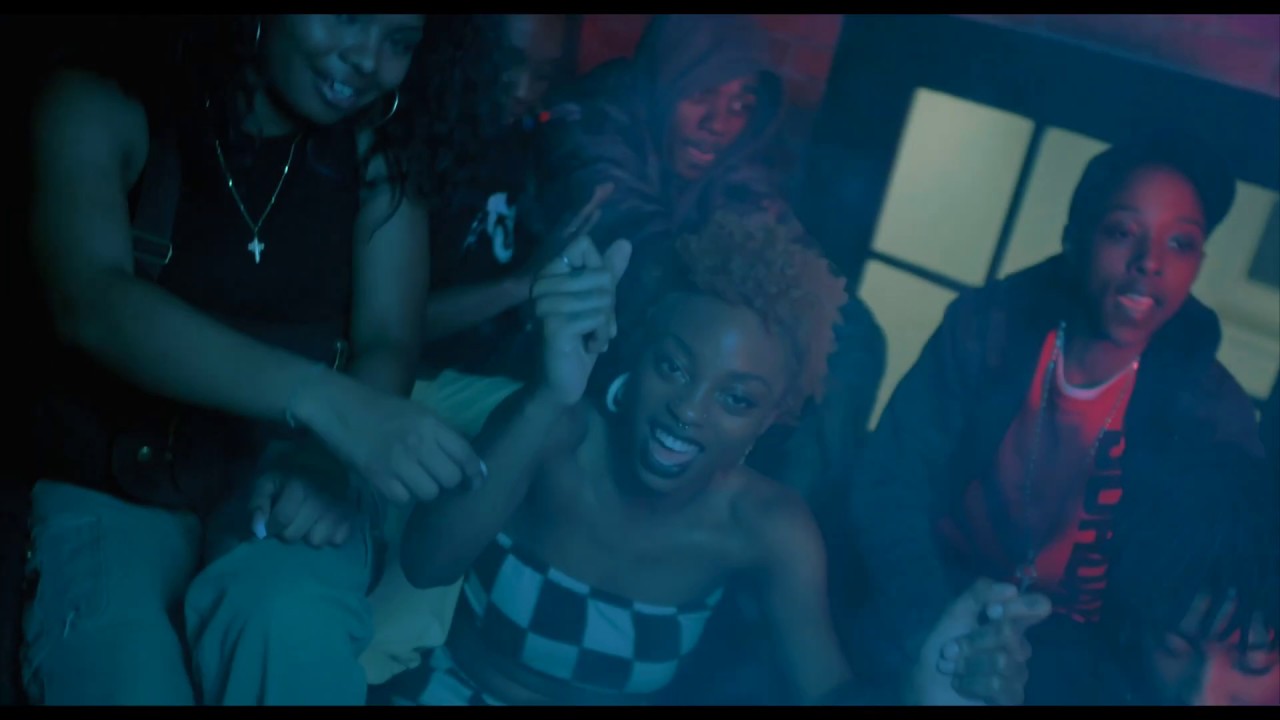 EZ | On A Rocket (Music Video) Dir 3xE Studios