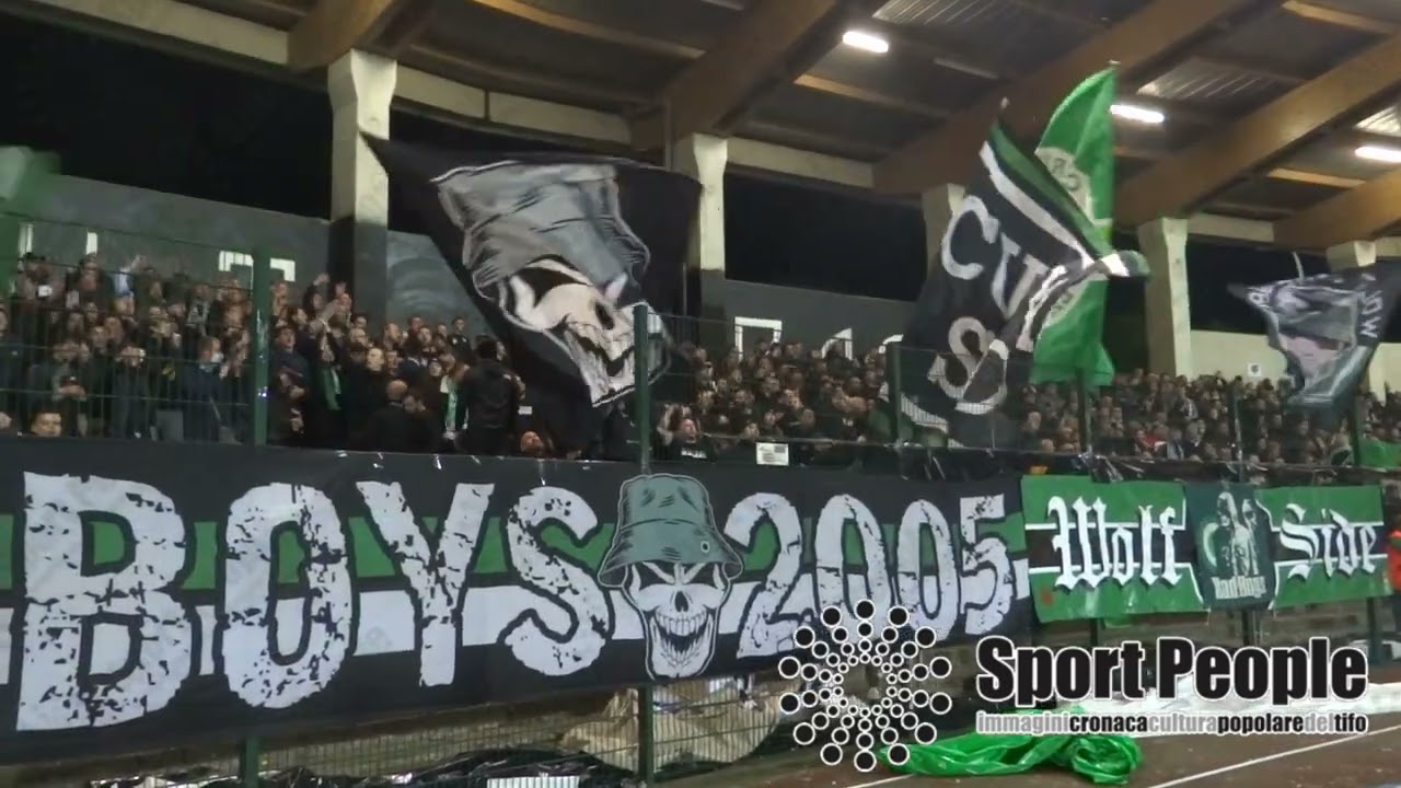 Curva Sud La Louviere, coreografia e tifo vs Anderlecht, Coppa del Belgio 2021-22