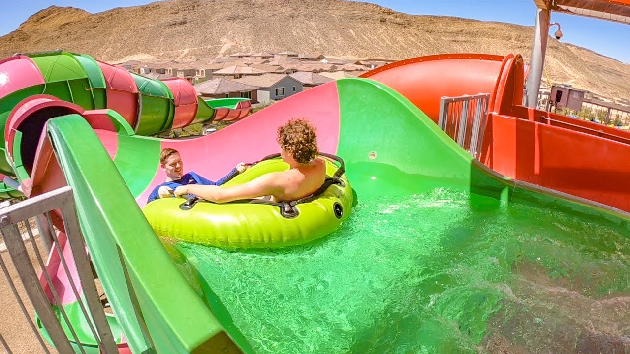 RATTLER Funnel Water Slide at Wet 'n' Wild Las Vegas