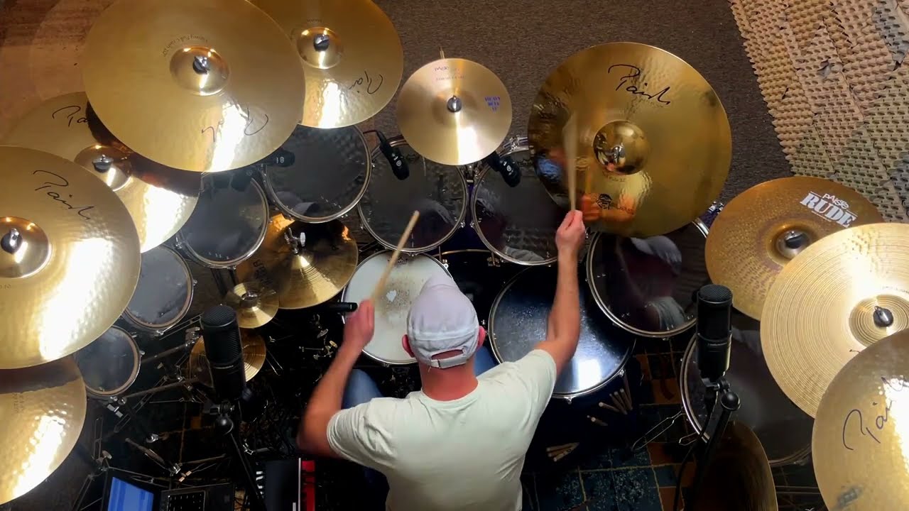 Iron Maiden - Writing On The Wall - Drum Cover (remake)