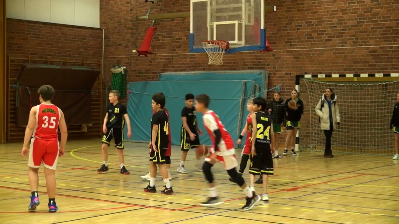AIK basket vit - Viby basket röd