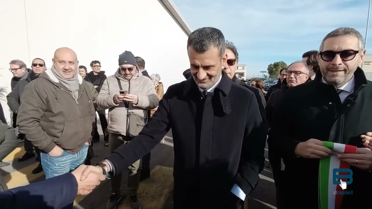Andria - Inaugurato il nuovo Mercato Generale Ortofrutticolo alla presenza del Presidente Decaro