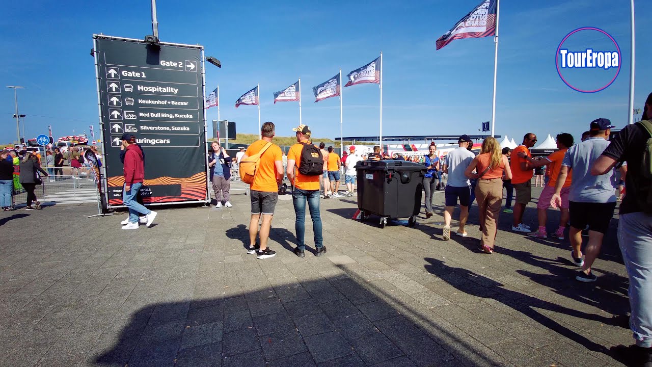 Train station to Circuit F1 Dutch GP Zandvoort Grandstand Ben Pon row 5