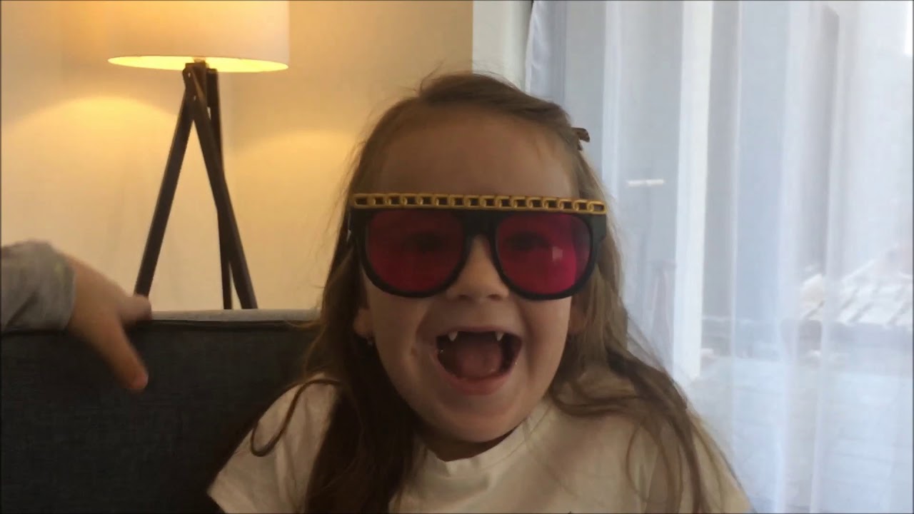 Zuzanka a Maru&scaron;ka maj&iacute; novou L.O.L. Little Sister!