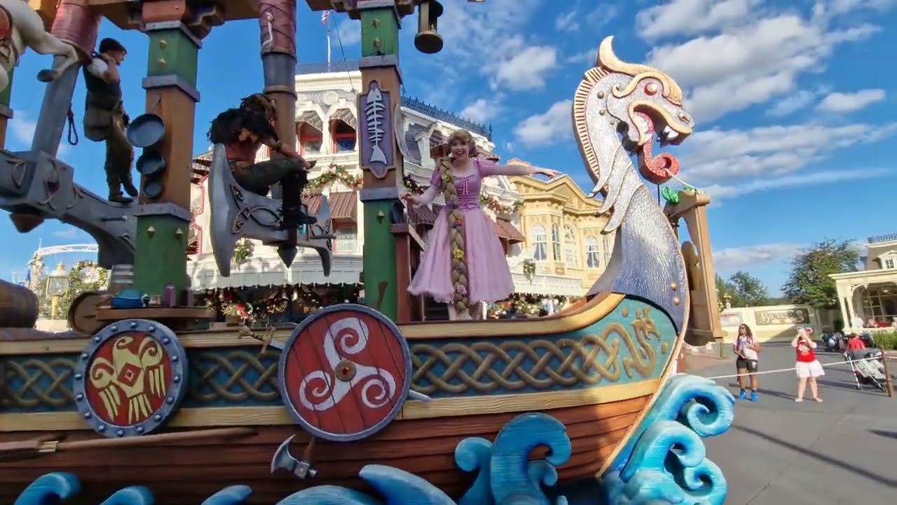 Festival of Fantasy | Magic Kingdom | WDW Full Parade POV