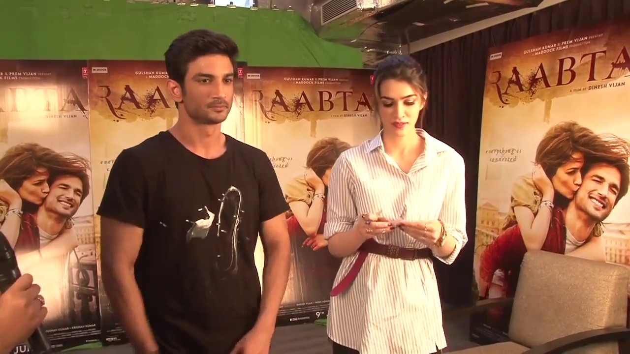Funniest Video Ever | Draw A Song Game With Sushant Singh Rajput And Kriti Sanon | Raabta| follo.in