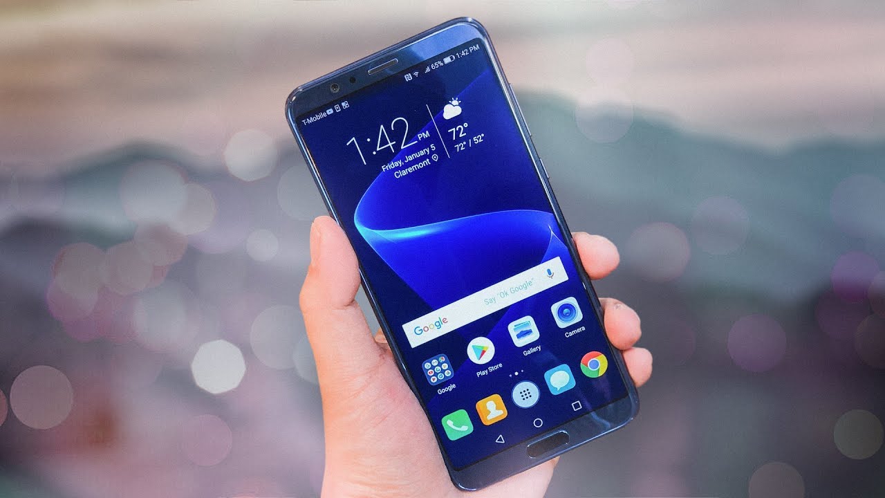 Unboxing 2018's First Smartphone