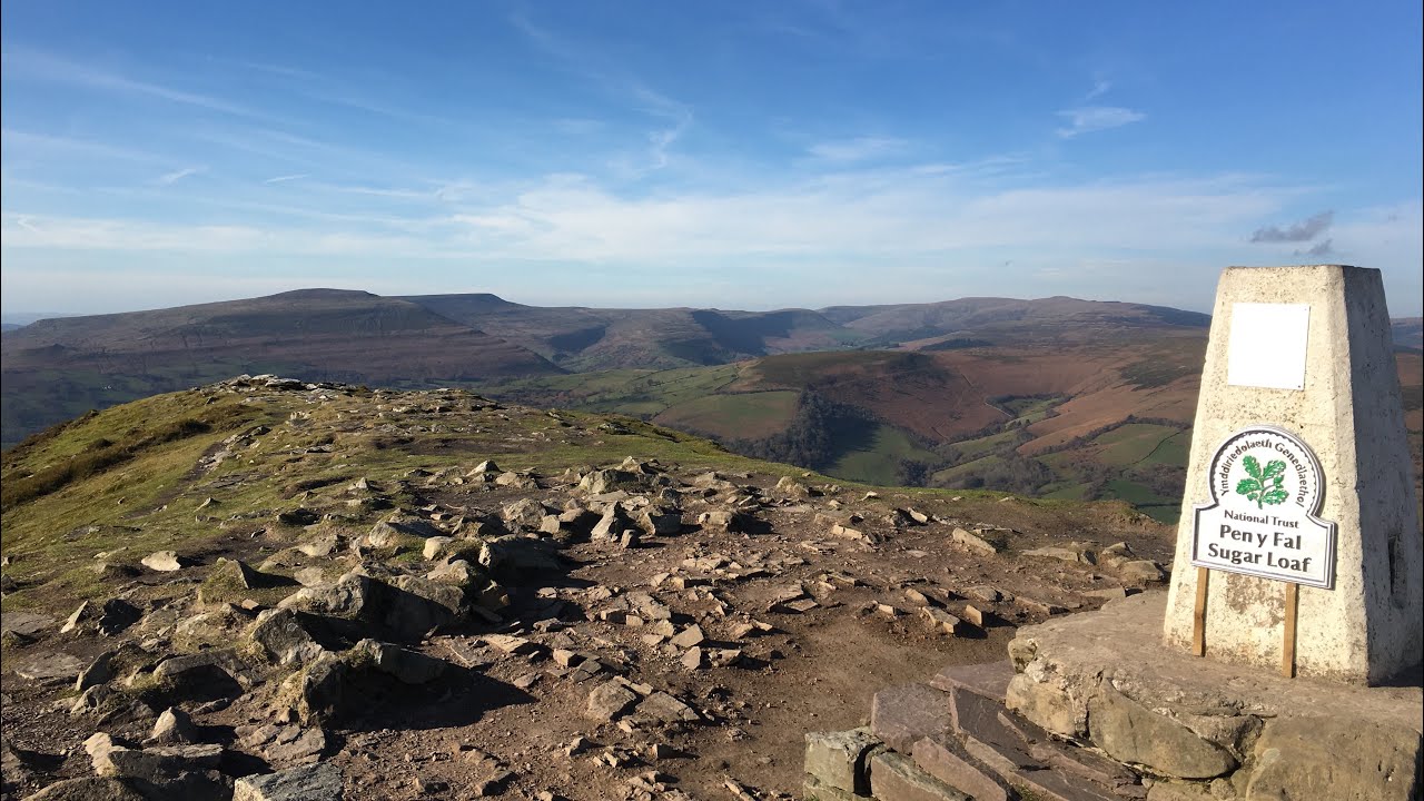 Sugarloaf Mountain & Cefn Lewis 