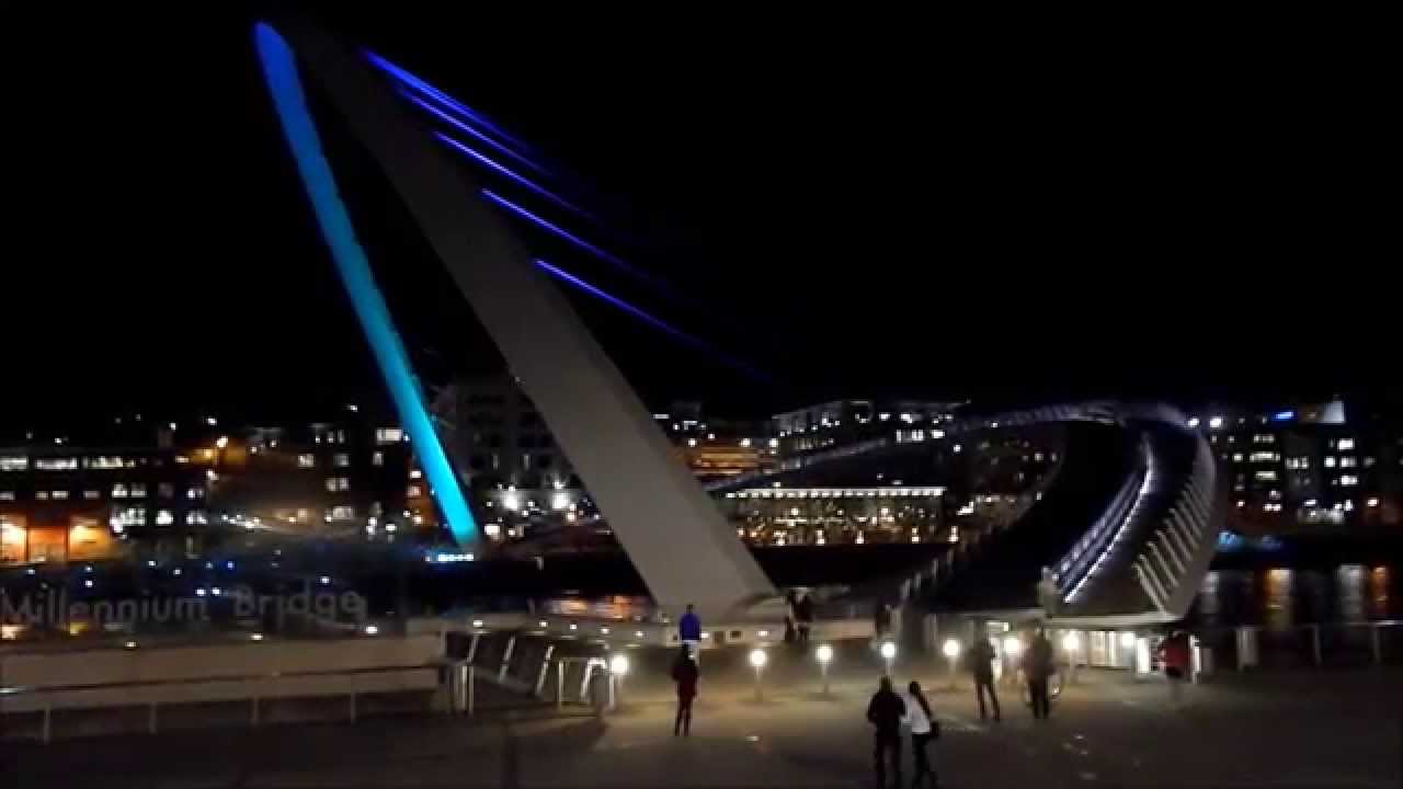 Newcastle Gateshead Millennium Bridge at Night