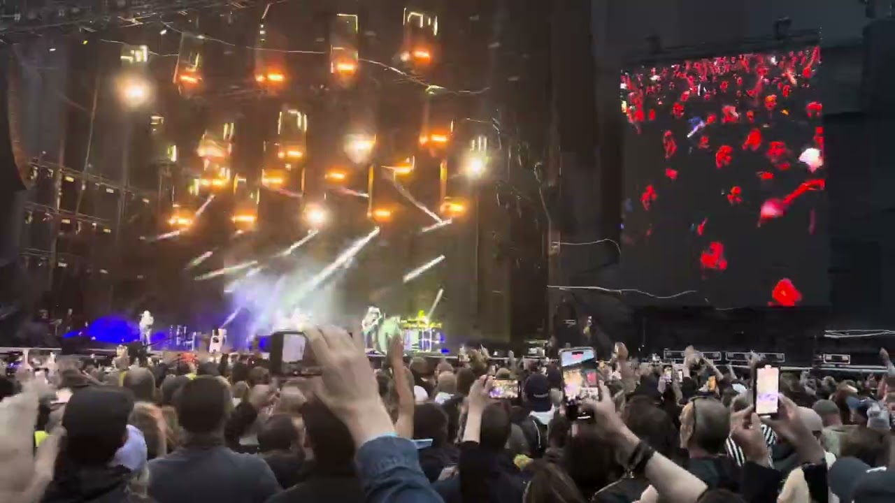 Muse - Plug In Baby live @ Stockholm 2025