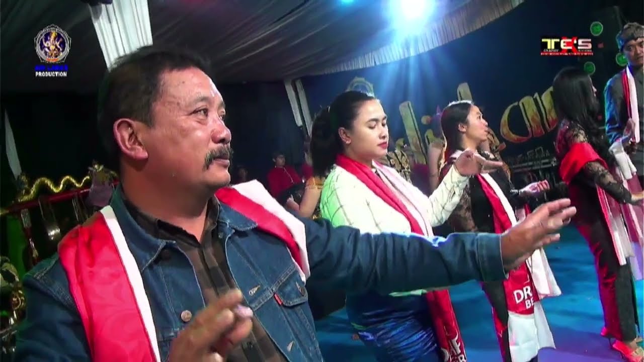 2. TARI REMO BEKSAN  #adilarasngadiwono Kediaman Bpk. Sukarto / Ibu. Riwi Kalitejo