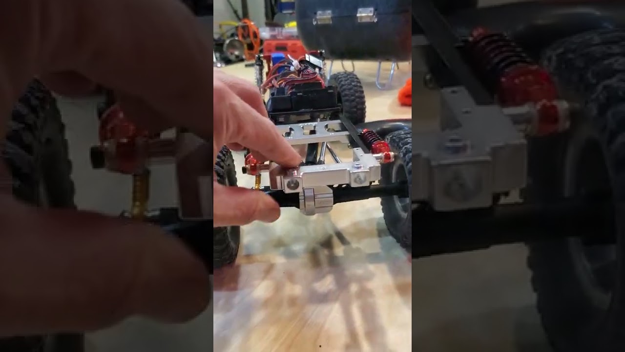 cantilever suspension on scx10ii.  Very quick look.