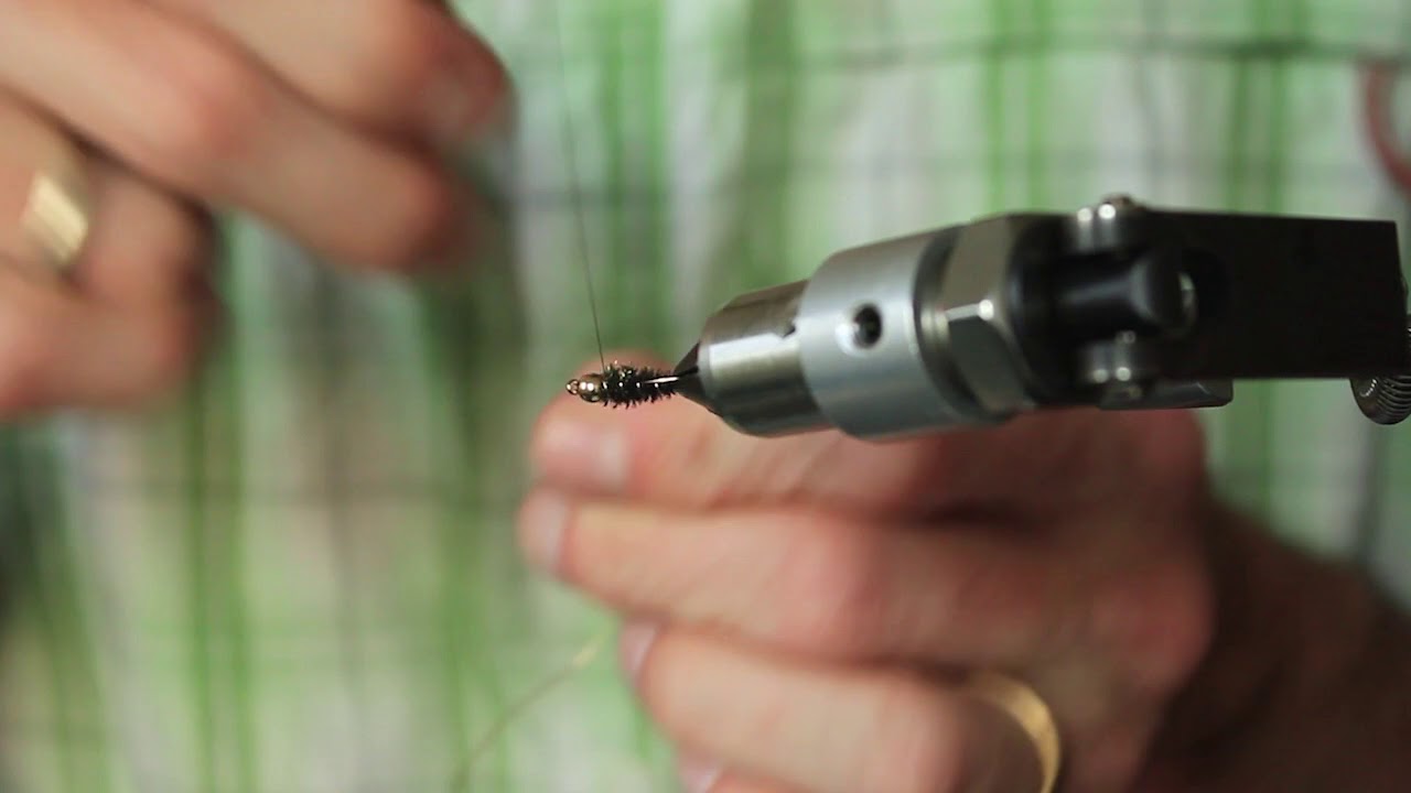 Tying the Secret Weapon   A Great Smoky Mountains Traditional Pattern
