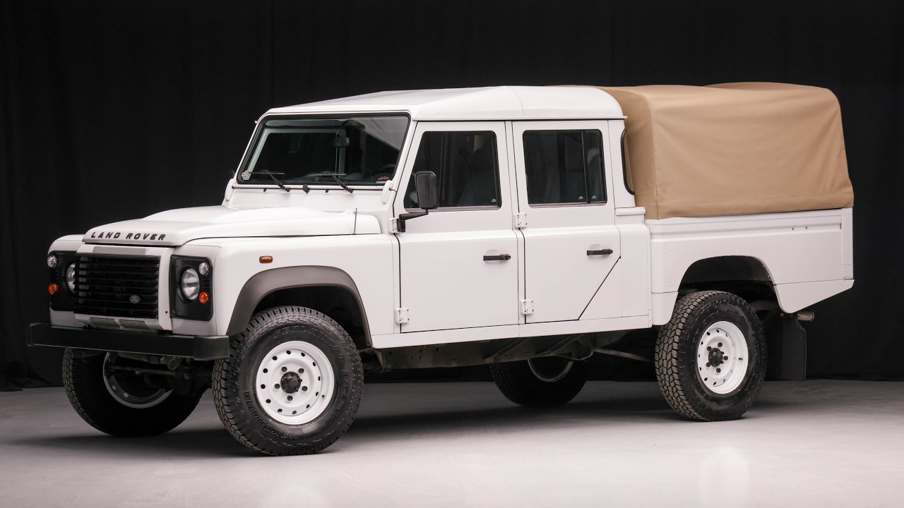 1995 Land Rover D90 to D130 Walk Around