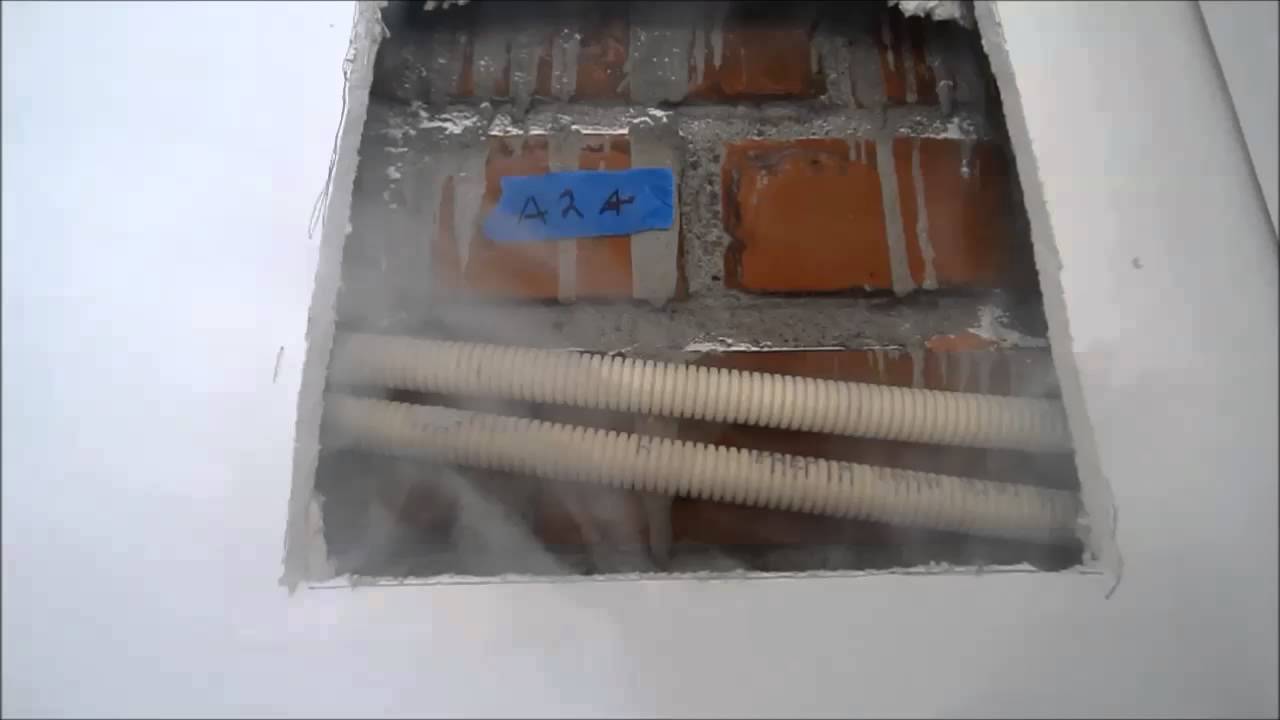 Test av brannceller ved hjelp av en r&oslash;ykgenerator.