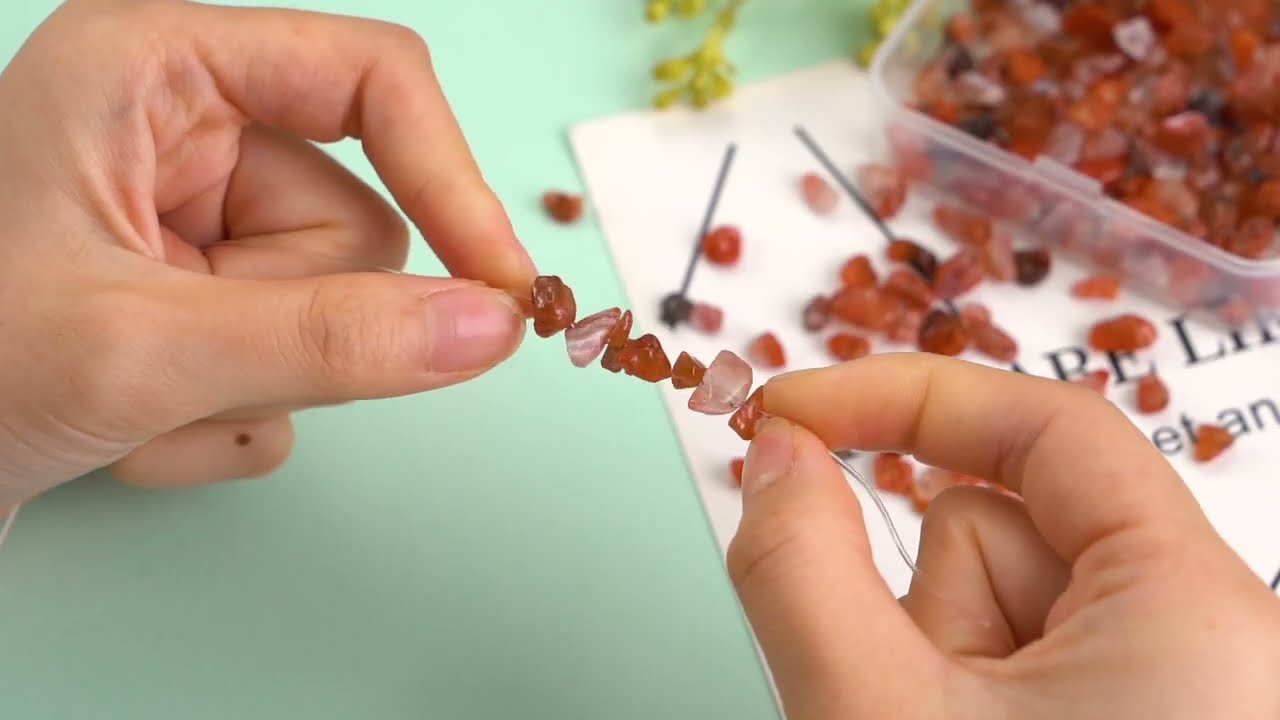 Natural Red Agate Beads, Dyed & Heated, Chips, 5~8mm (G-CJ0001-16) 