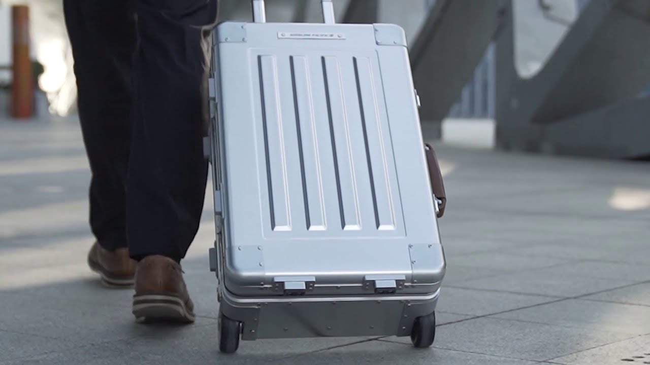 Sterling Pacific Luggage Showcase &ndash; Full-aluminum travel cases