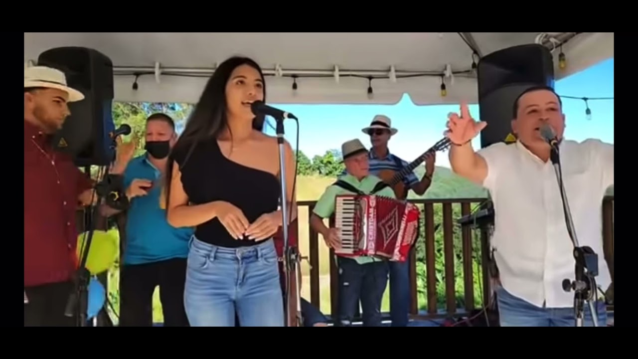 Aguinaldo Jíbaro; “José y María” - Diana Cartagena.