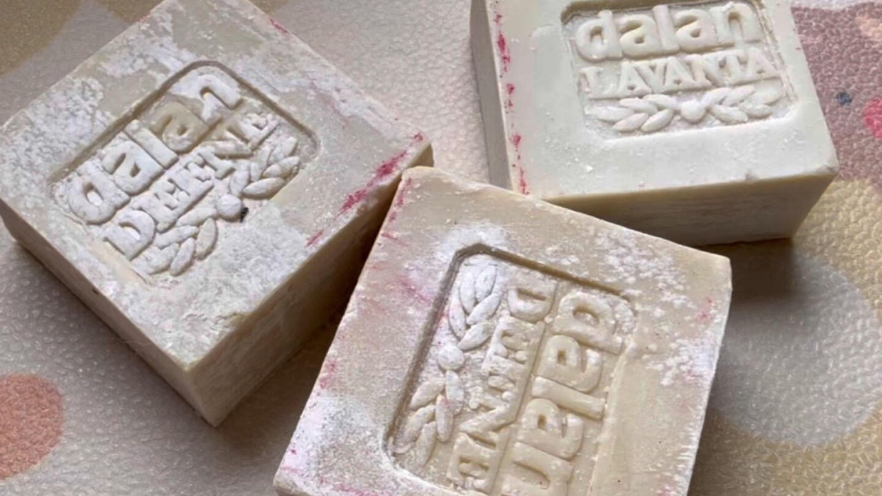 ASMR cutting dry soap/oddly carving soap/satisfying relaxing crunchy sounds/Crushing soap ASMR #4652