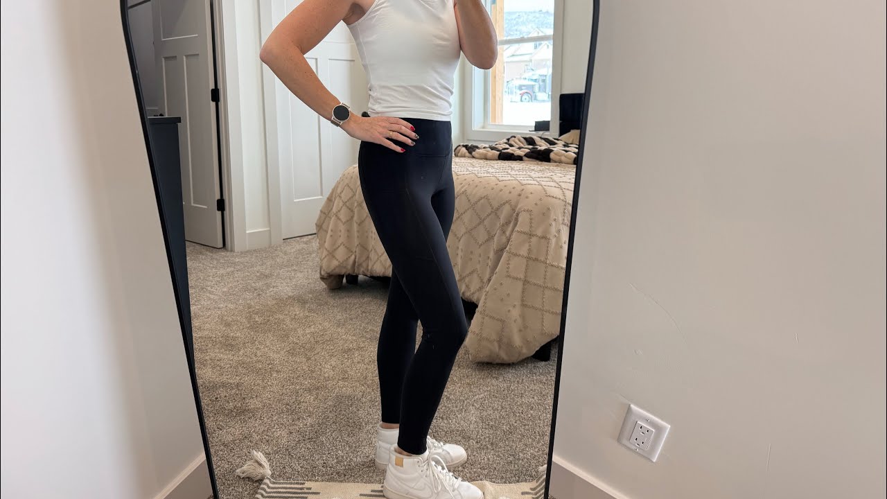 10/10 recommend these buttery soft yoga leggings for everyday all day wear!